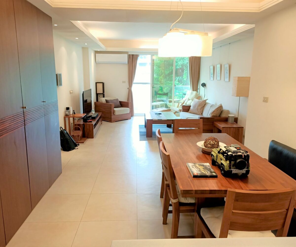 Dining & Living Room