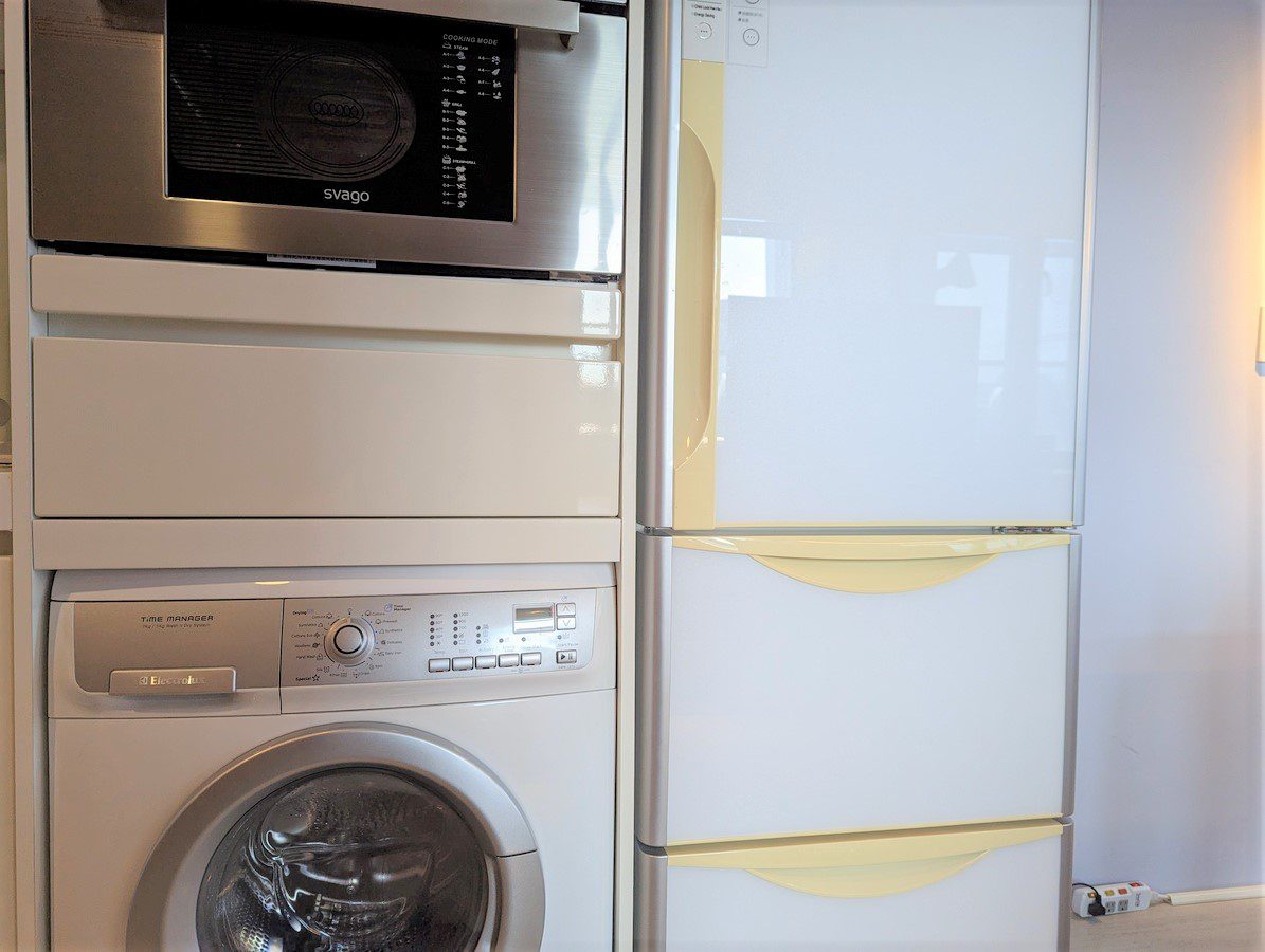 Taipei apartment washing machine and microwave