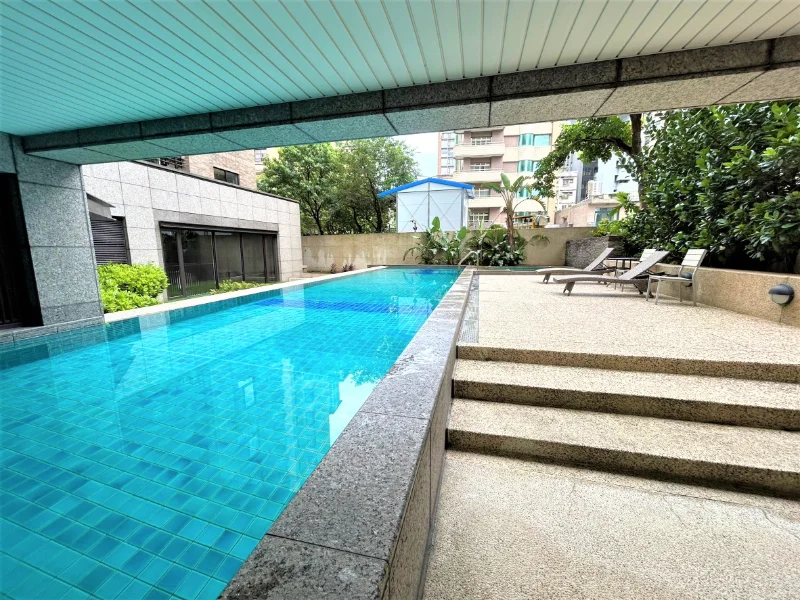 Swimming Pool View_B_Taipei Apartment