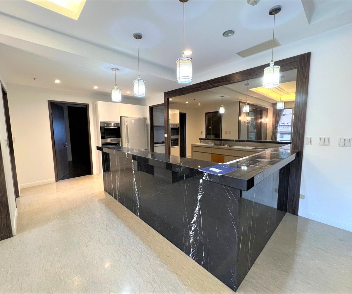 Taipei apartment rental Xinyi district living room mini bar view