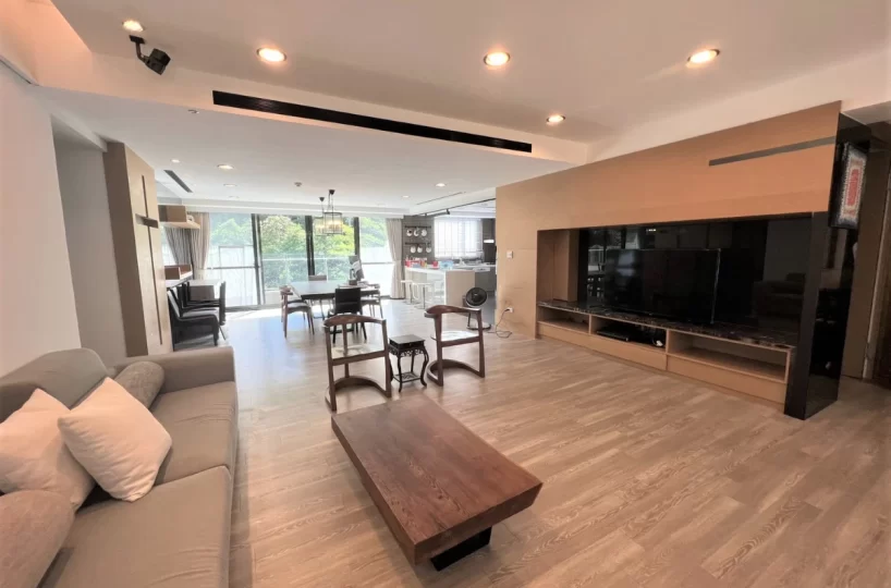 Taipei apartment rental Xinyi apartment-living room view-3