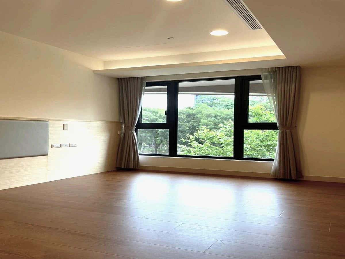 Taipei Daan Forest Park Apartment-Bedroom View-4