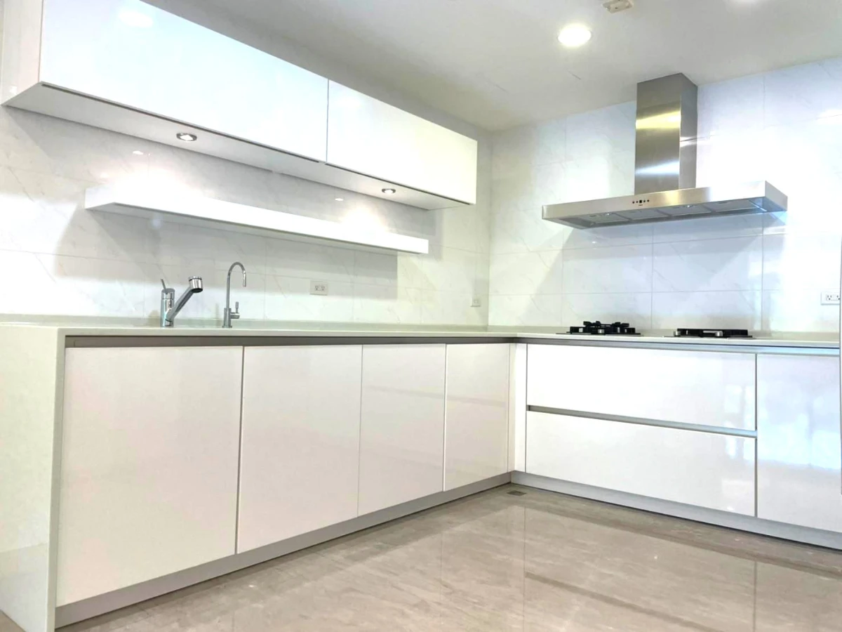 Taipei Daan Forest Park Apartment-Kitchen View-2