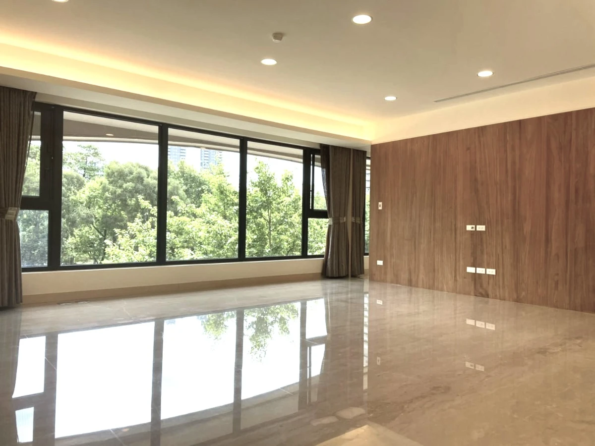 Taipei Daan Forest Park Apartment-Livingroom View-2