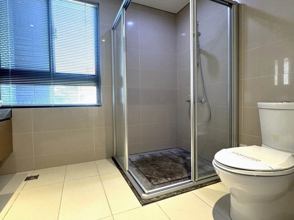 Taipei Apartment Rental-Shilin District-bathroom view-2