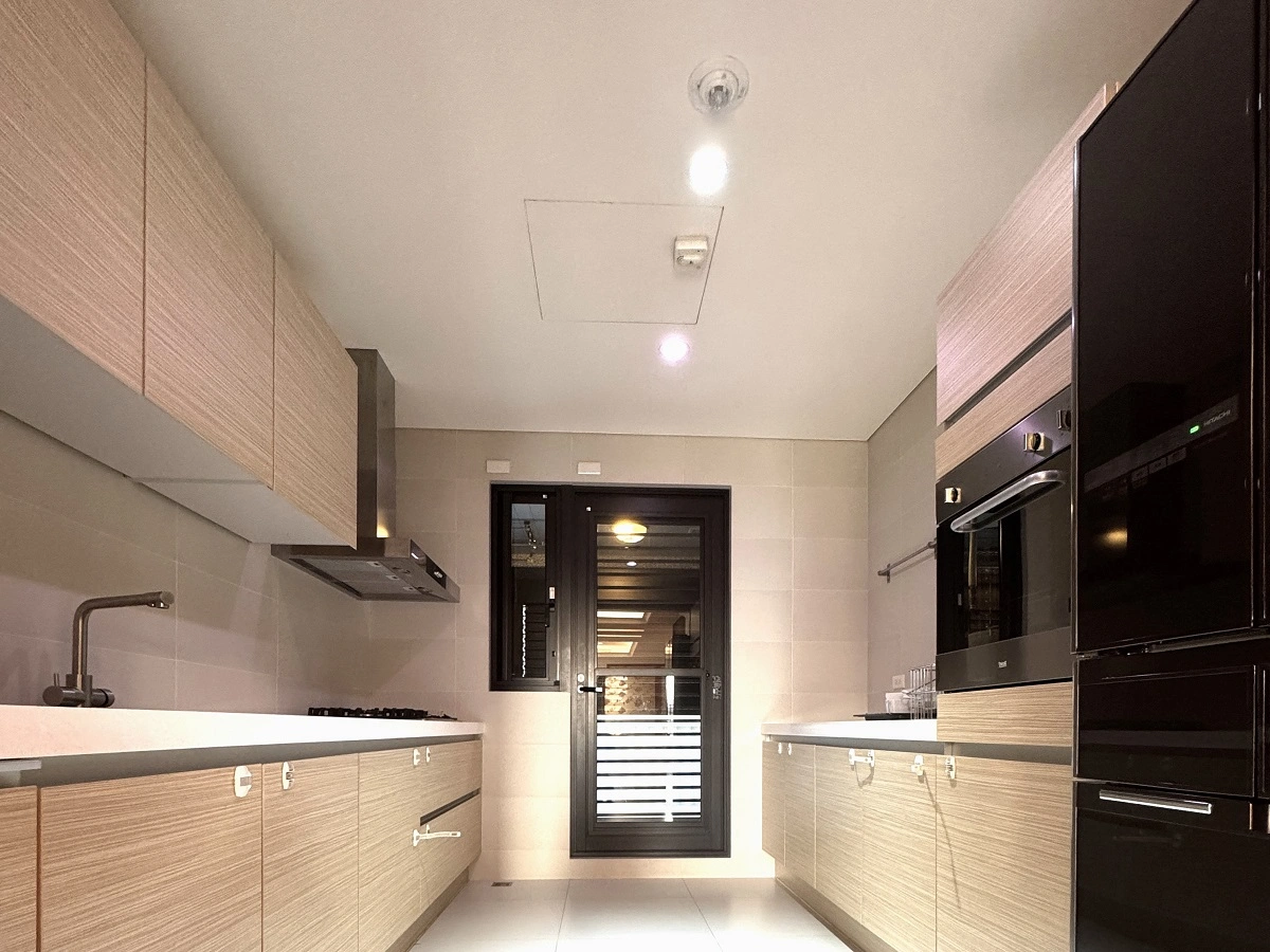 Taipei Apartment Rental-Shilin District-kitchen view