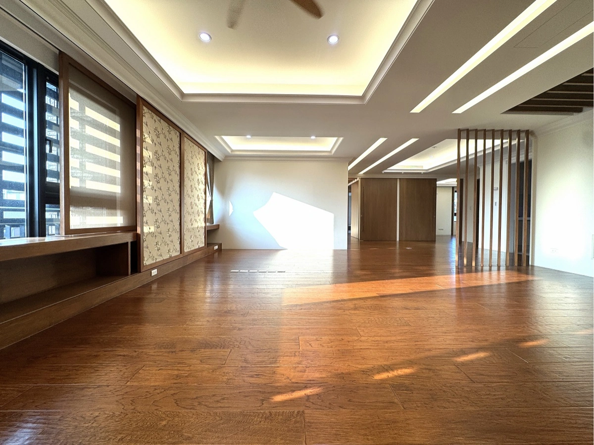 Taipei Apartment Rental-Shilin District-living room view-2