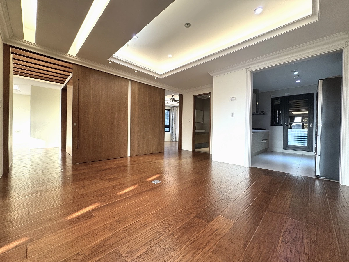 Taipei Apartment Rental-Shilin District-living room view-3