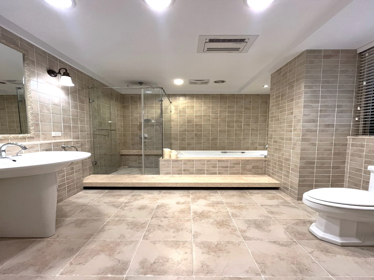 Taipei apartment rental-xinyi Taipei 101-3 bedroom apartment-bathroom view