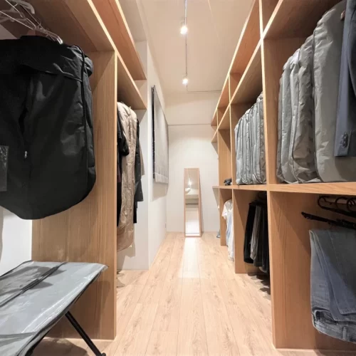 Taipei apartment rental luxurious Neihu apartment-wardrobe room