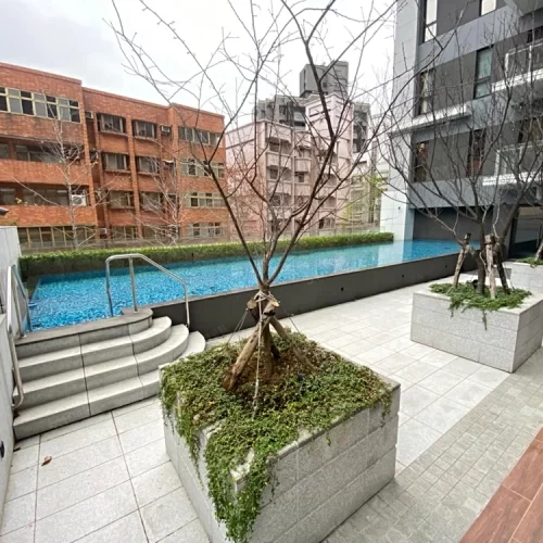 Taipei apartment rental swimming pool-2